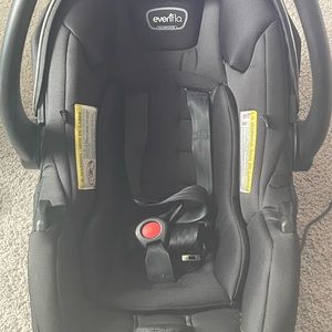 Evenflo Infant Car Seat